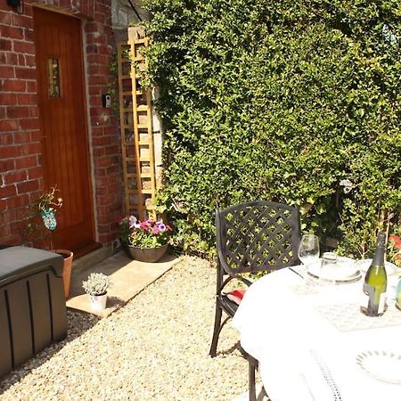 Hideaway Between Coast And Moors In A Beautiful Village Apartment Sleights Zewnętrze zdjęcie