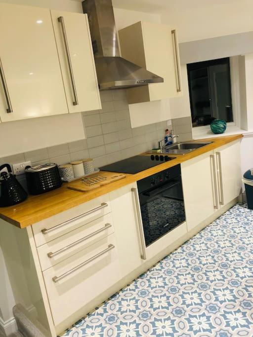 Hideaway Between Coast And Moors In A Beautiful Village Apartment Sleights Zewnętrze zdjęcie