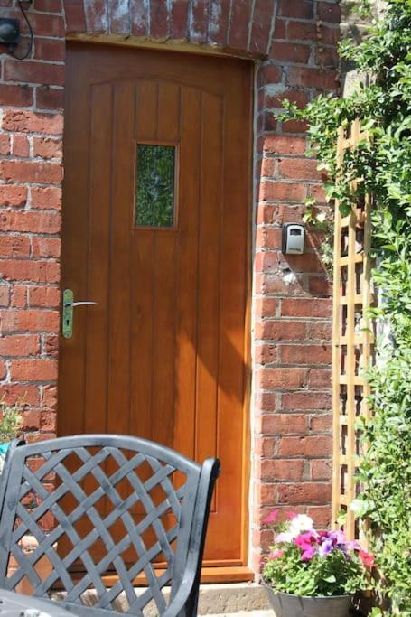 Hideaway Between Coast And Moors In A Beautiful Village Apartment Sleights Zewnętrze zdjęcie